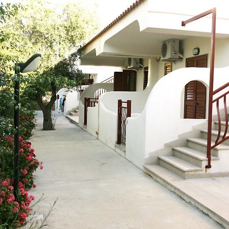 Residence Adriatico Маттіната Екстер'єр фото